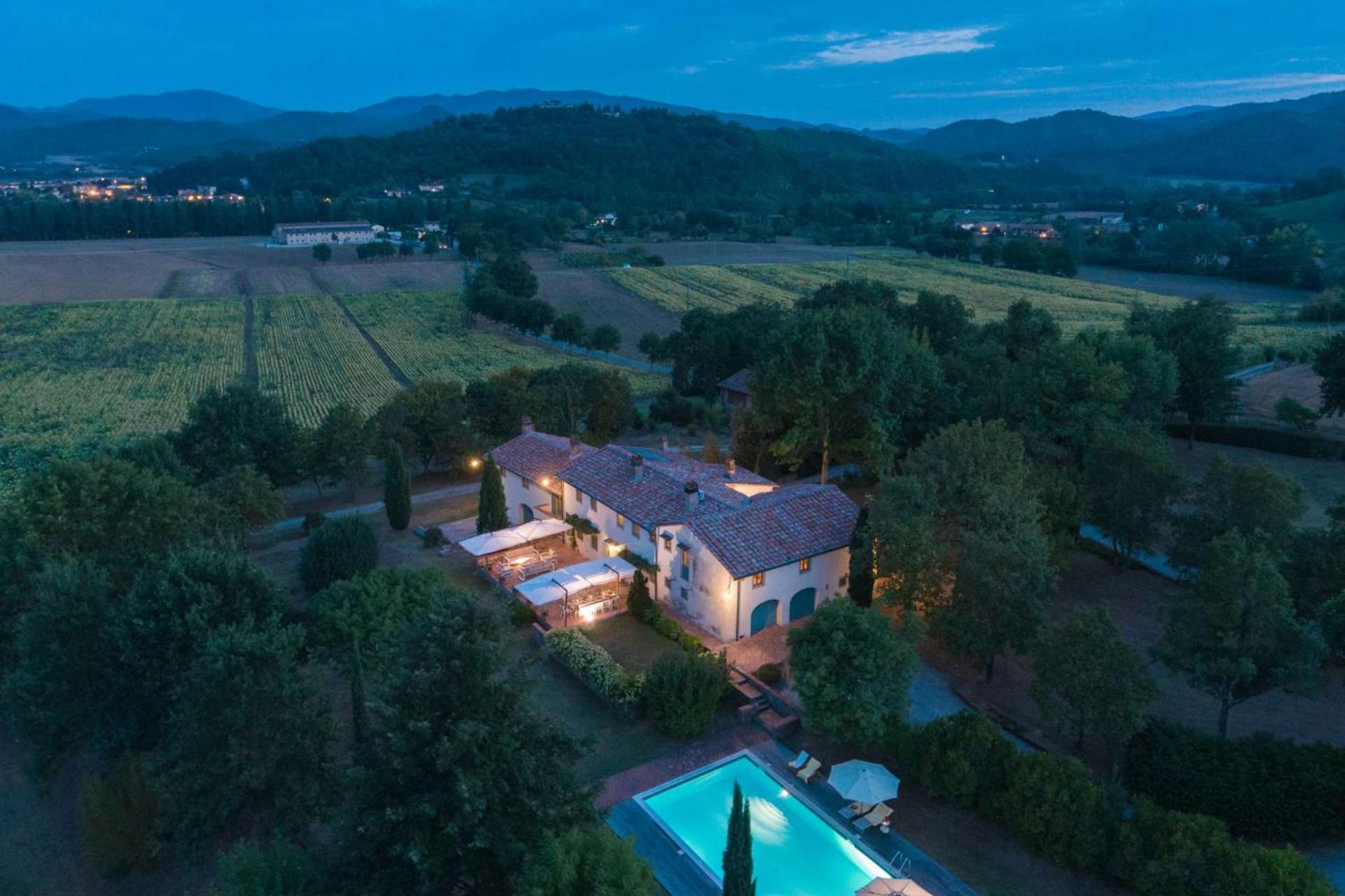 Villa Colonica Tuori At Tenuta Schifanoia Сан-Пьеро-а-Сьеве Экстерьер фото